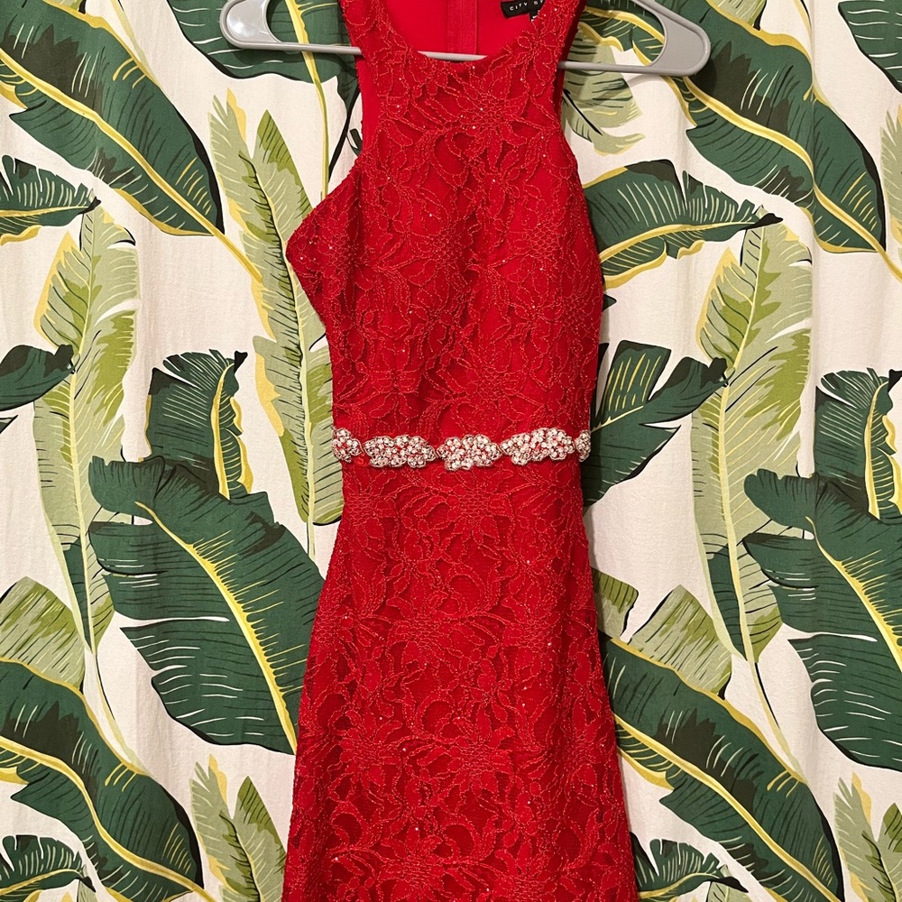 Macy's Red Lace and Sequin Cocktail Mini Dress Sleeveless Homecoming Prom Party